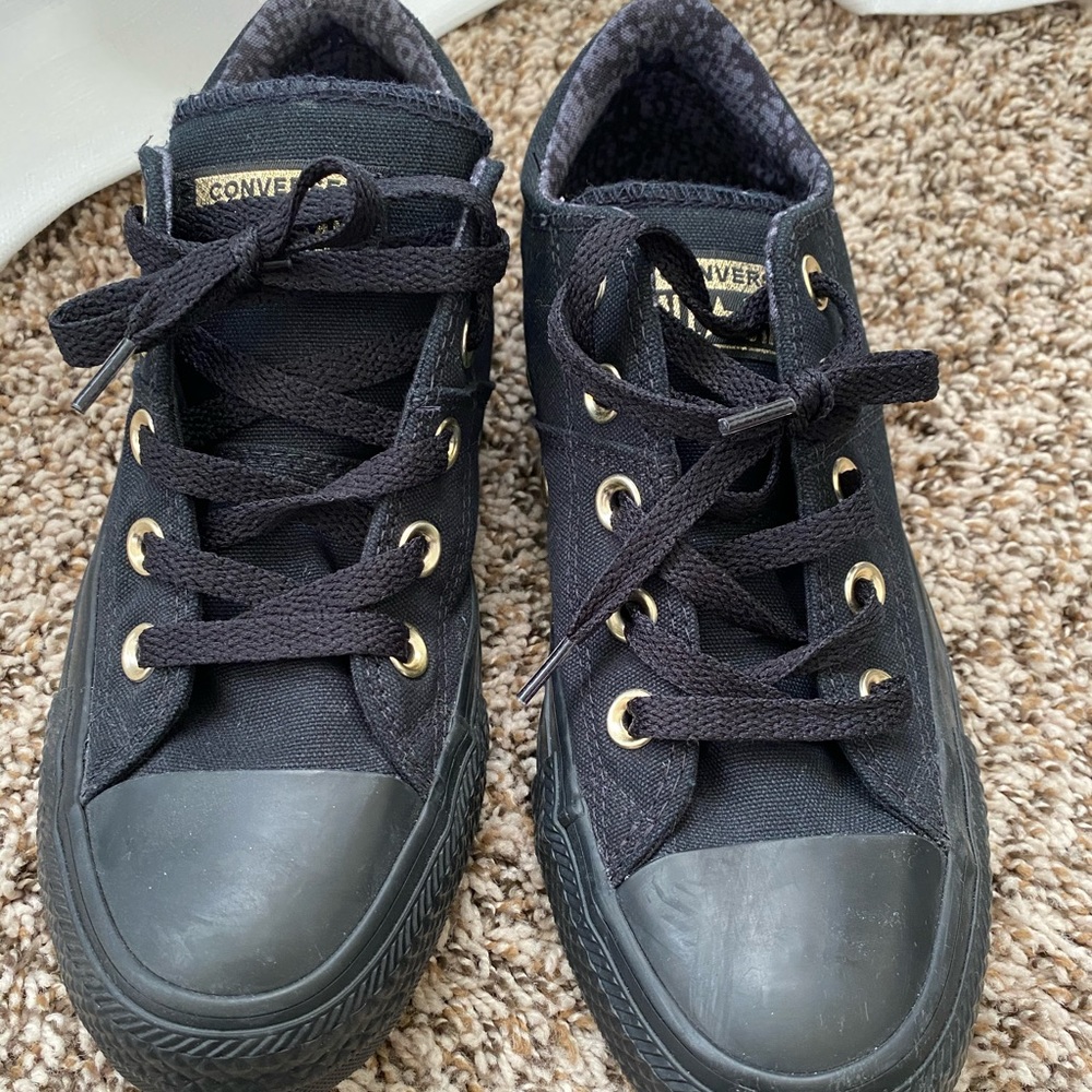 Brand new, never worn.